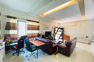 Perdana College Heights