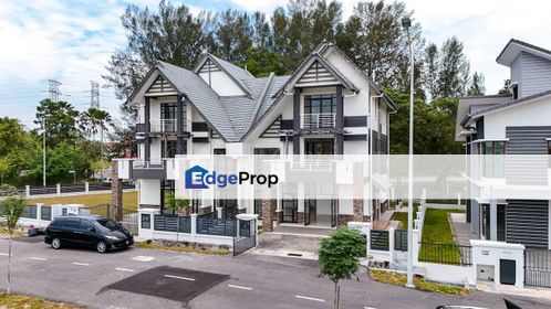 Stunning Semi-D with Lake View in Bandar Baru Bangi For Sale, Selangor, Bangi