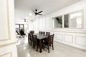 Setia Warisan Tropika (Belladonna)