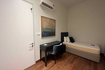 Pavilion Embassy Residence