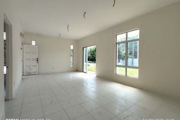 Bandar Tasik Senangin