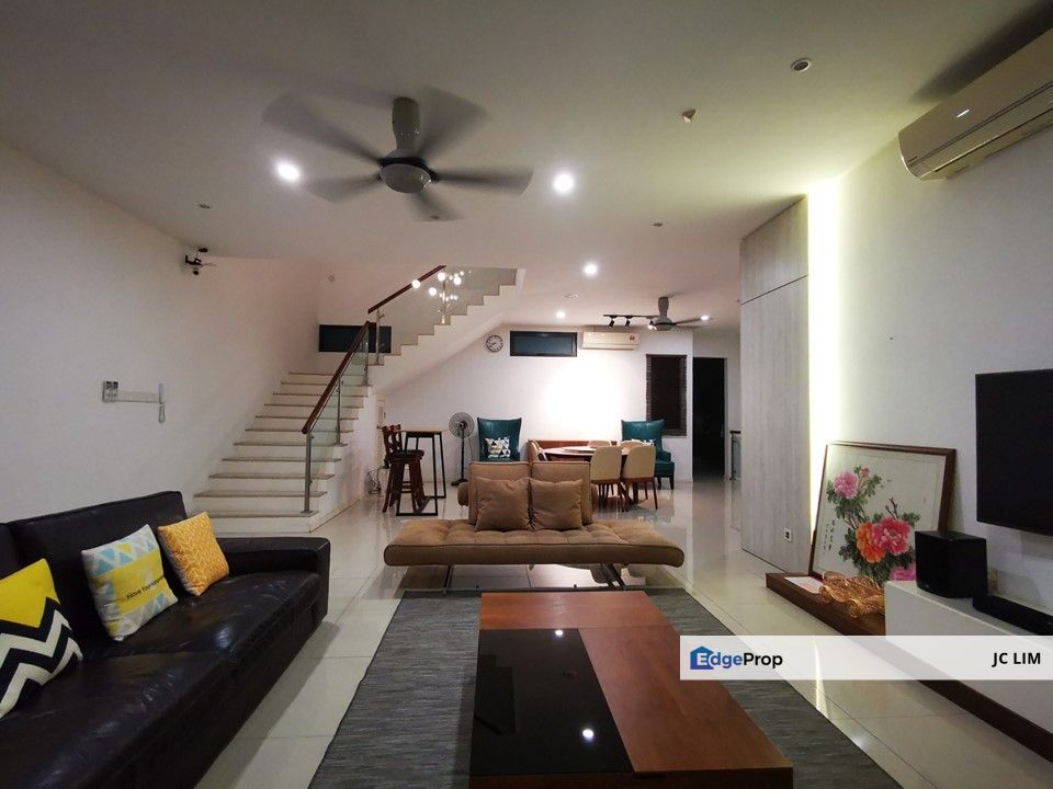 Sunway Montana Townhouse  with premium top hill front row KL view, Kuala Lumpur, Taman Melawati