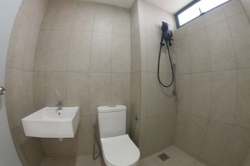 Kenwingston Platz Residence