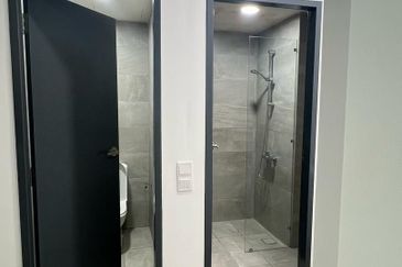 Henna Residence @ The Quartz