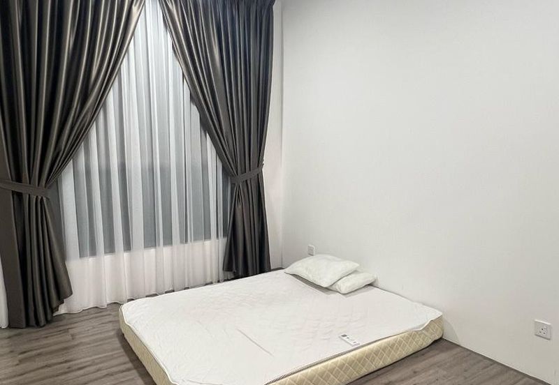 Henna Residence @ The Quartz