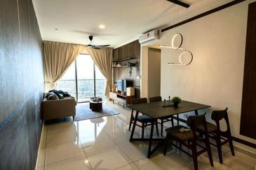 Kenwingston Platz Residence