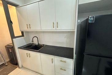 Kenwingston Platz Residence