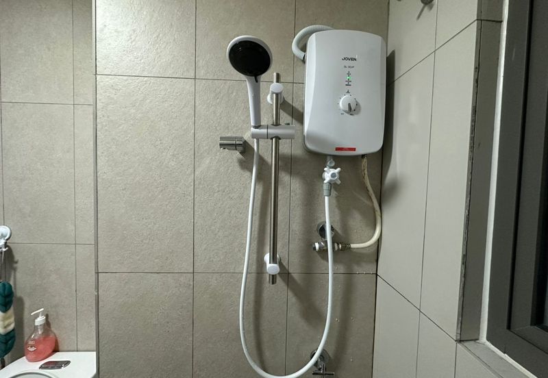 Kenwingston Platz Residence