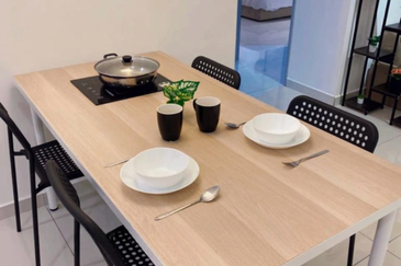 Kenwingston Platz Residence