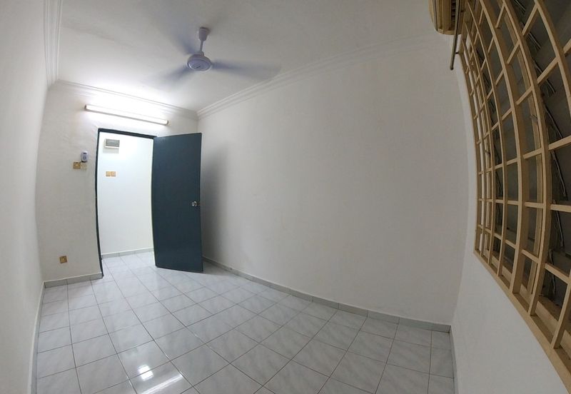 Apartment Lestari
