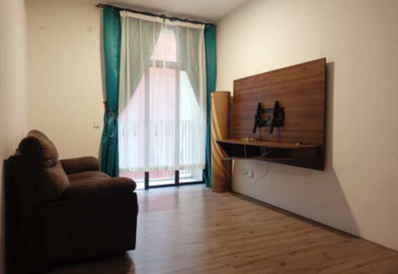 Henna Residence @ The Quartz