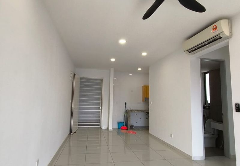 Kenwingston Platz Residence