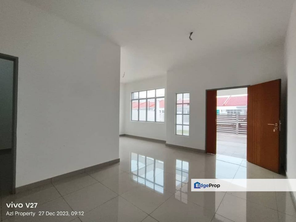 1 STOREY TERRACE HOUSE TAMAN UNIVERSITI PARIT RAJA, Johor, Batu Pahat