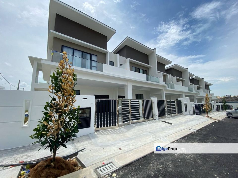 2 STOREY TERRACE HOUSE NEAR SM SAINS BATU PAHAT, Johor, Batu Pahat