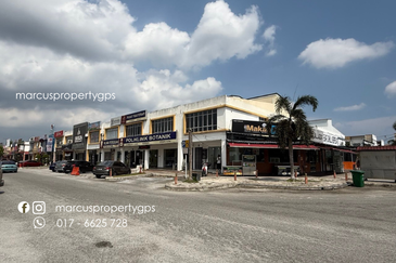 Ambang Botanik Klang 💥 2-Storey Shop Lot HOT AREA - with 3 Tenants💥 High Occupancy Rate! 🔥