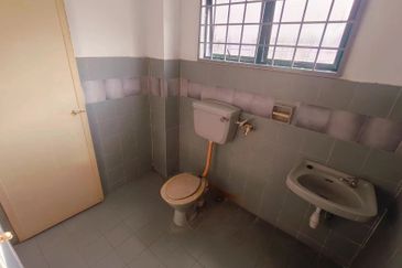 SL7, Bandar Sungai Long