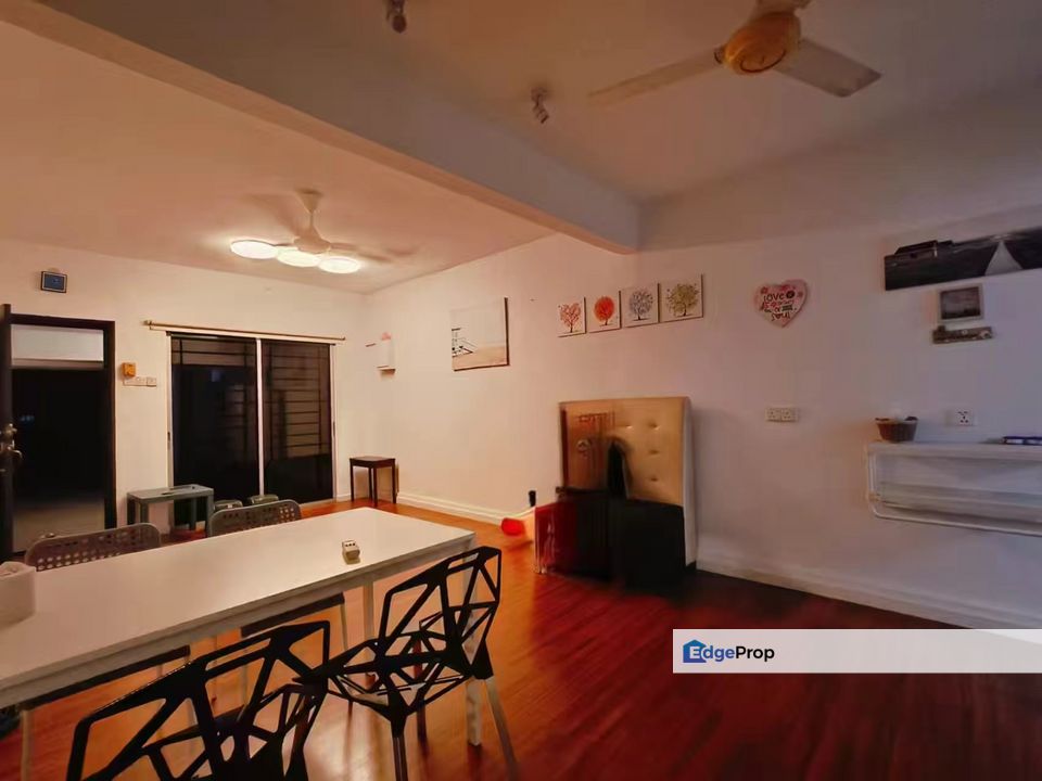 Cheap & Nice 3 Storey (Ground Floor) Townhouse @ Bdr Damai Perdana, Cheras, Kuala Lumpur, Cheras