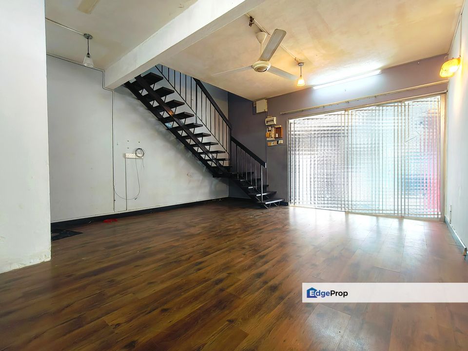 Cheap & Nice (Corner) 2 Stry Terrace @ Taman Ampang Indah, Ampang, Selangor, Ampang