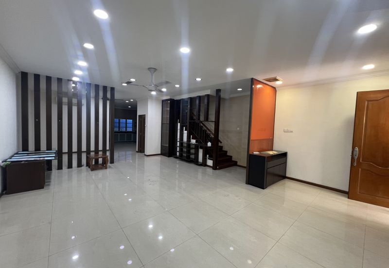 Happy Garden (Taman Gembira)