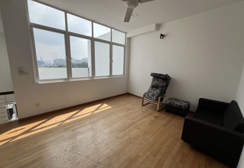 Happy Garden (Taman Gembira)