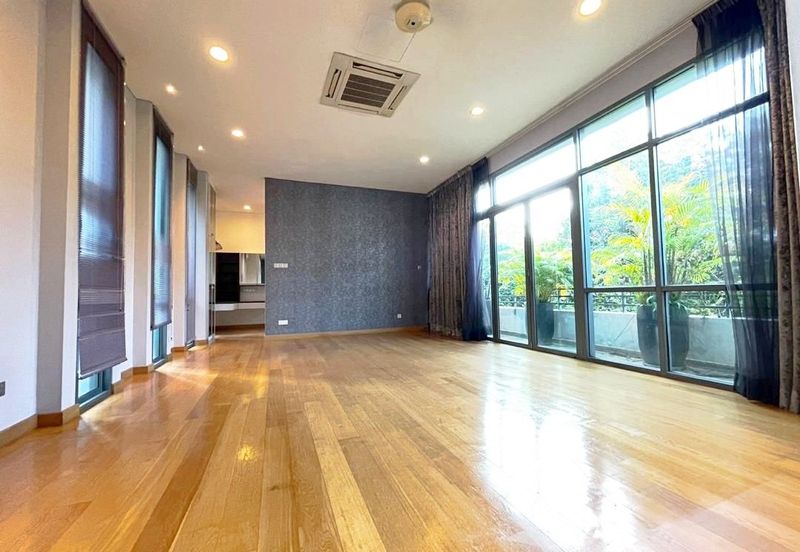 The Residence, Mont Kiara