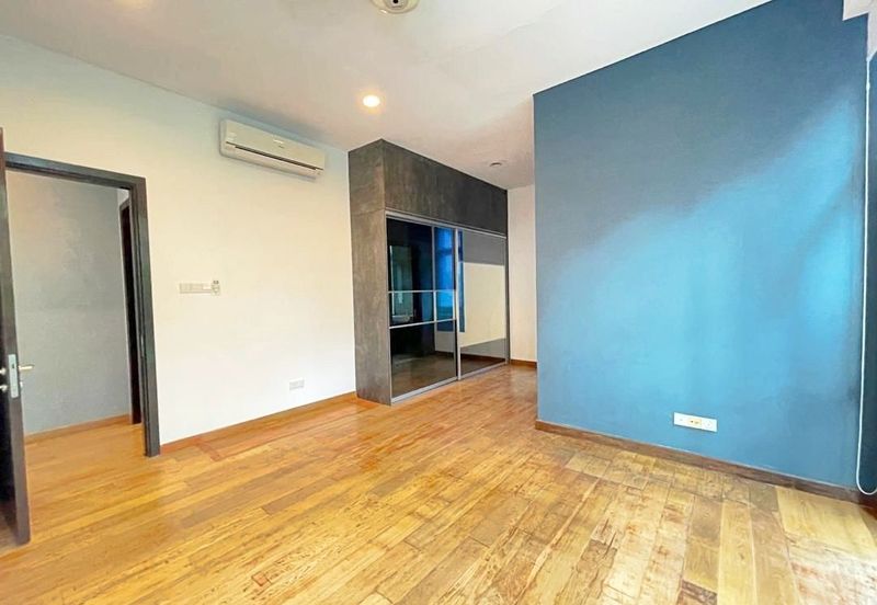 The Residence, Mont Kiara