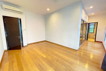 The Residence, Mont Kiara