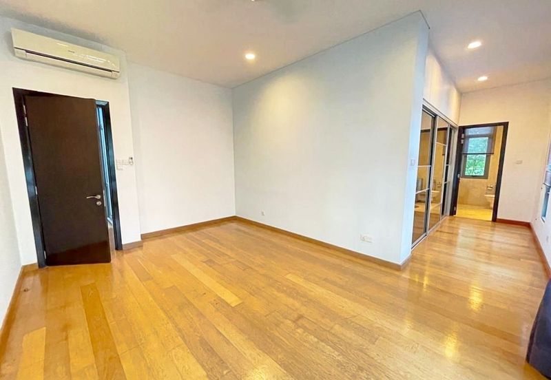 The Residence, Mont Kiara