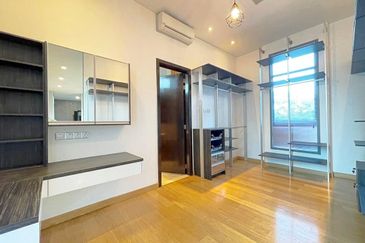 The Residence, Mont Kiara