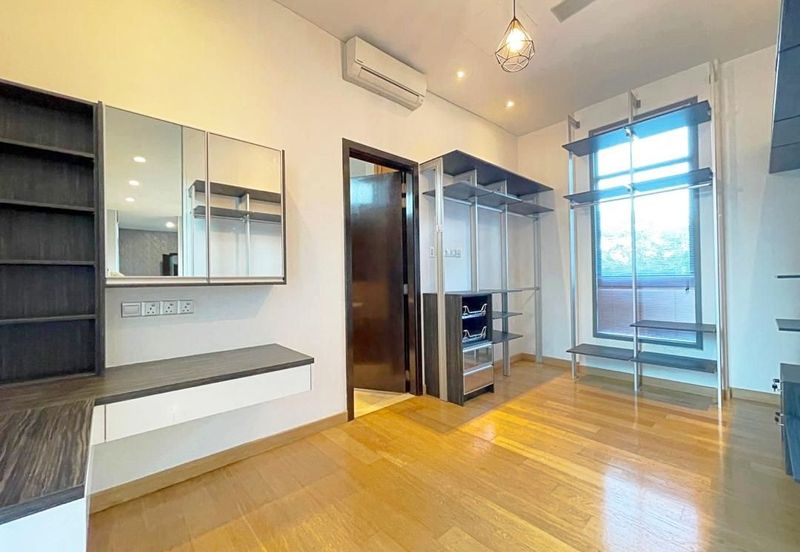 The Residence, Mont Kiara