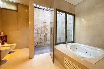 The Residence, Mont Kiara