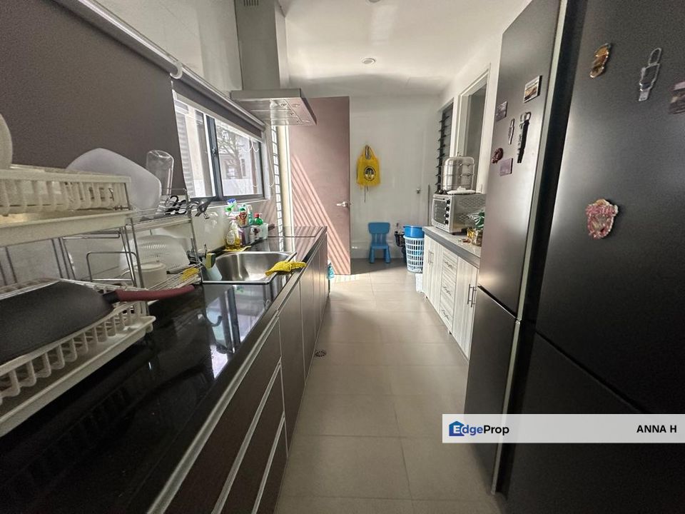 Cheap & Nice 2.5 Sty Semi D @ Twin Palm, Sungai Long, Selangor, Kajang