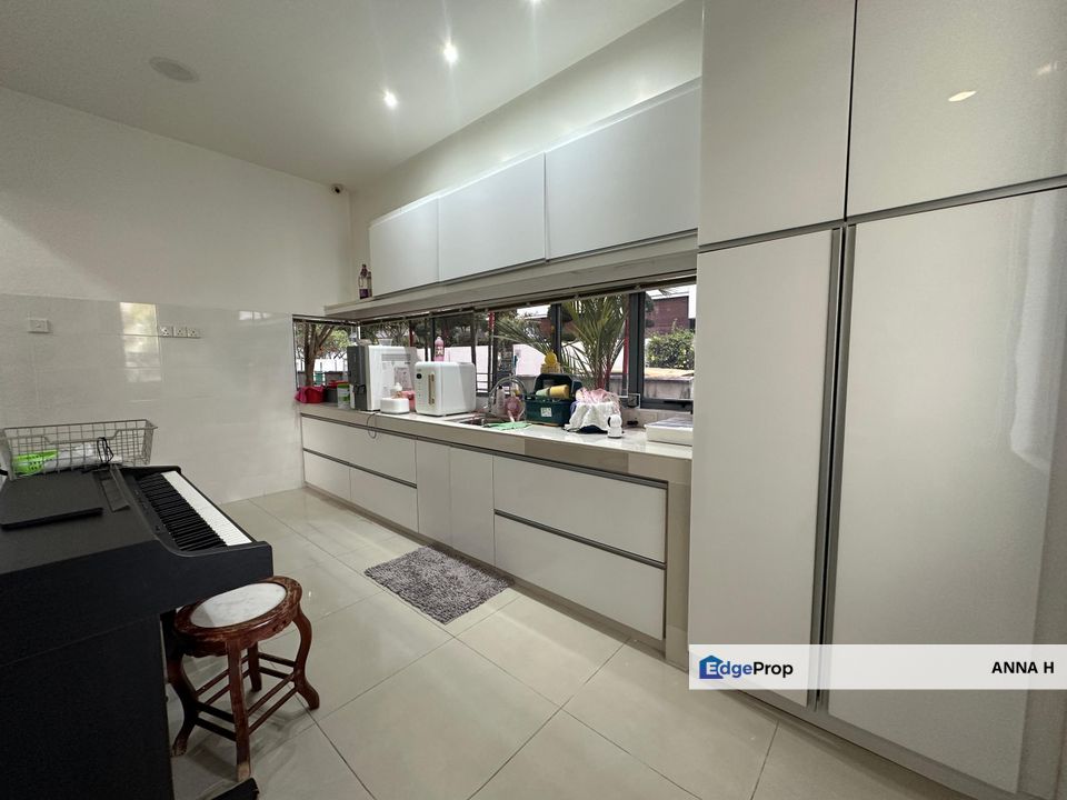 SUPER Grade A BIGGEST 2 Sty Terrace w EXTRA LAND @ Twin Palm, Sungai Long, Selangor, Kajang