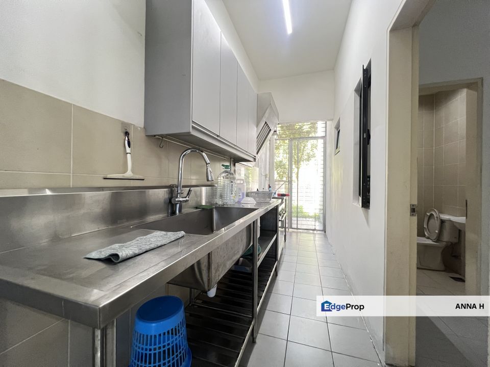 Cheap & Nice 3 Sty Superlink @ Reed Lakefields, Sg Besi, Kuala Lumpur, Sungai Besi