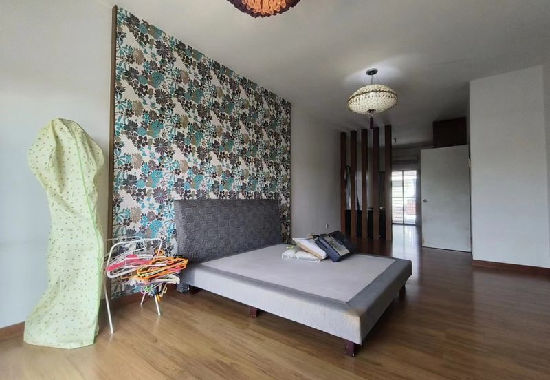 Lake Fields - Meadows and Glades