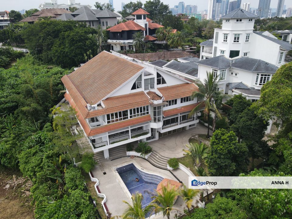 Cheap & Nice 3 Storey Bungalow @ Bangsar KL for Sale, Kuala Lumpur, Bangsar
