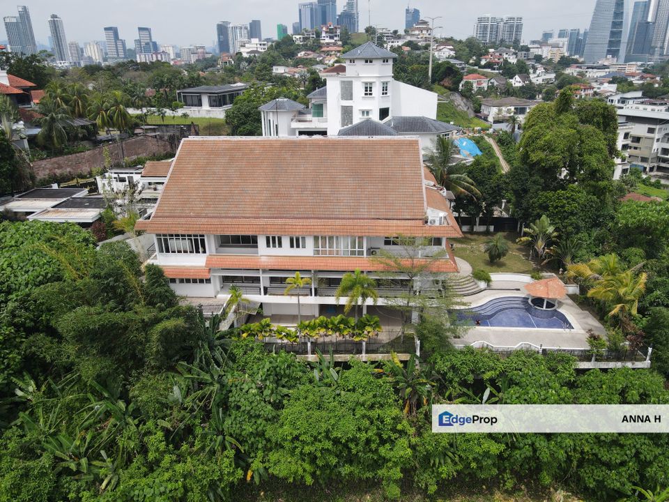 Cheap & Nice 3 Storey Bungalow @ Bangsar KL for Sale, Kuala Lumpur, Bangsar