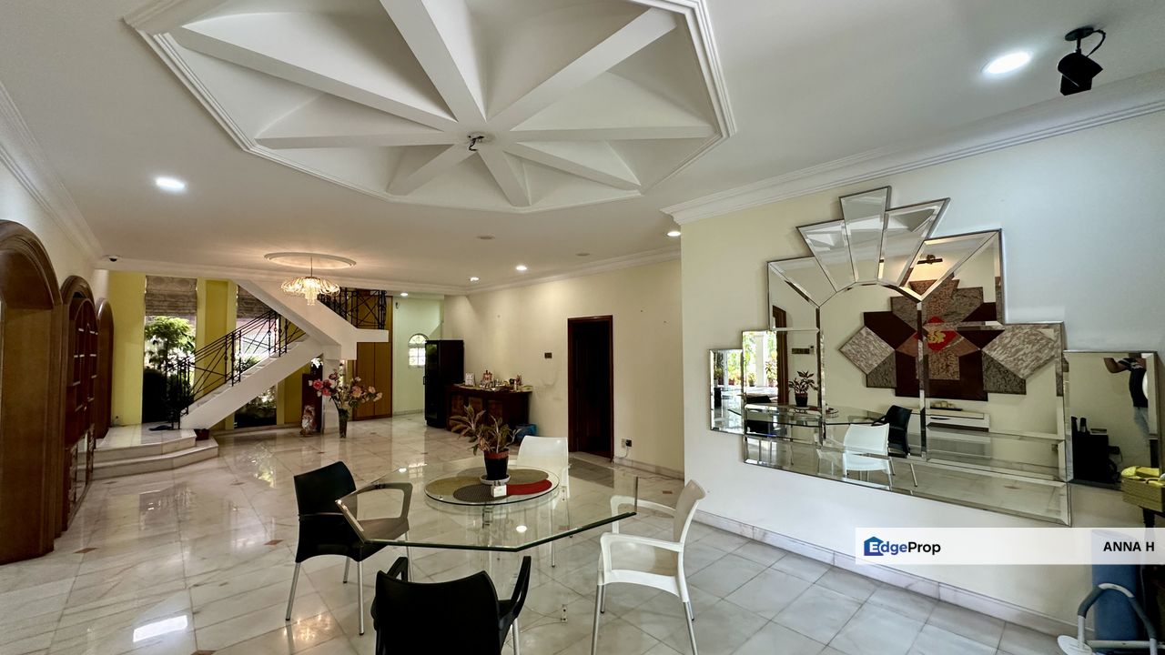 Cheap & Nice 2 Storey Bungalow @ Bangsar KL For Sale, Kuala Lumpur, Bangsar