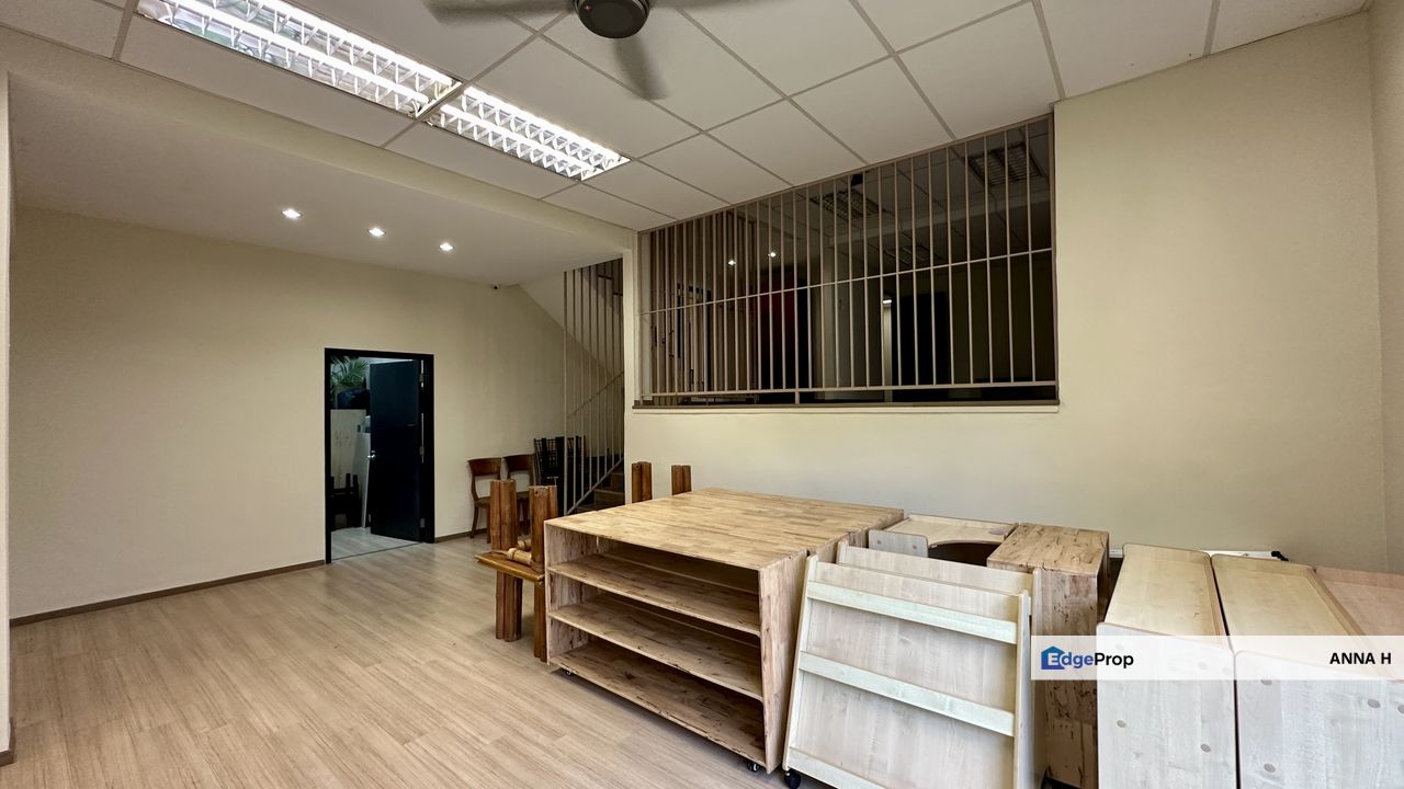 Cheap & Nice 2 Sty Bungalow @ Bangsar KL for Sale, Kuala Lumpur, Bangsar