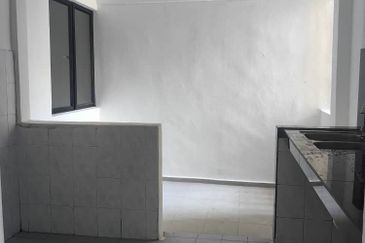 Sri Intan (Bandar Seri Alam)