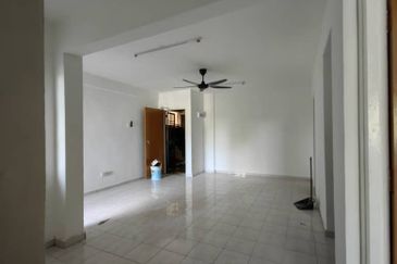 Sri Intan (Bandar Seri Alam)