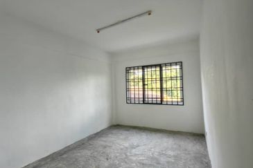 Sri Intan (Bandar Seri Alam)