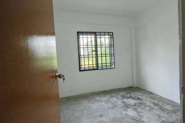 Sri Intan (Bandar Seri Alam)