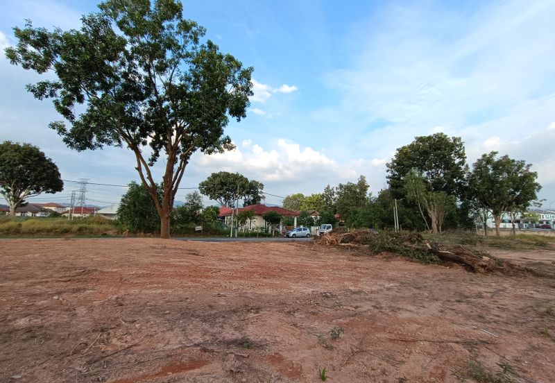 Bandar Tasik Senangin