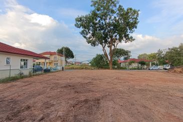 Bandar Tasik Senangin