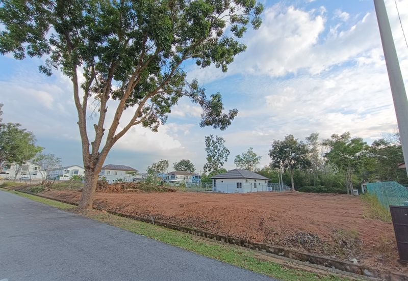 Bandar Tasik Senangin