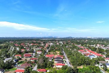 Bandar Tasik Senangin
