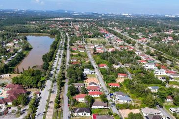 Bandar Tasik Senangin