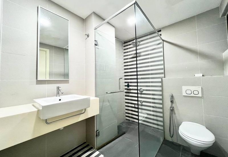 Mozart, Symphony Hills