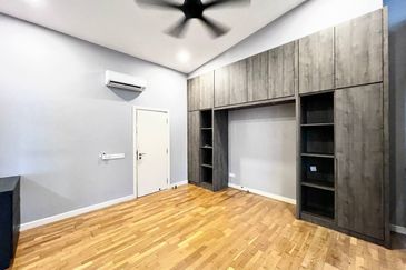 Mozart, Symphony Hills